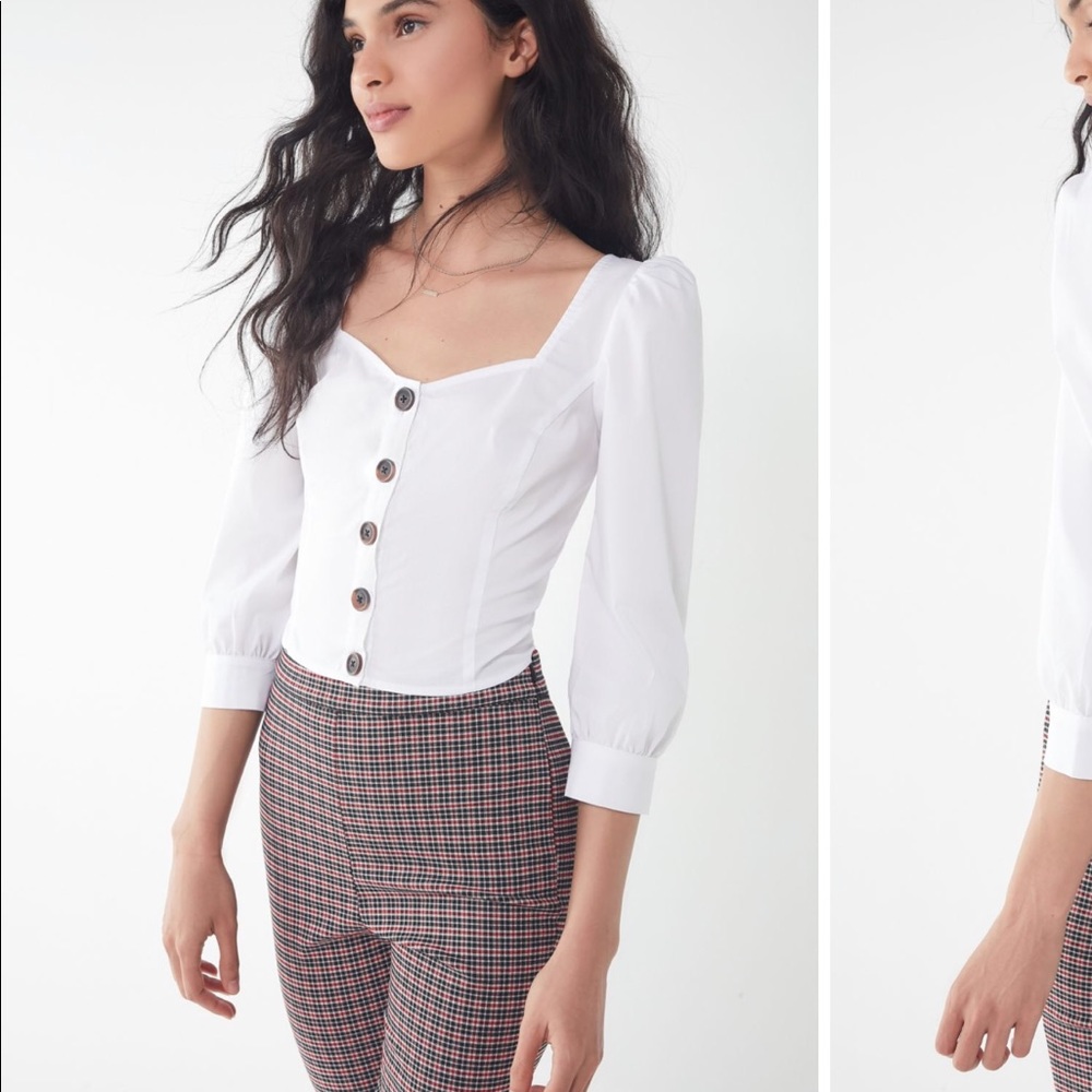 UO Chloe Balloon Sleeve Top